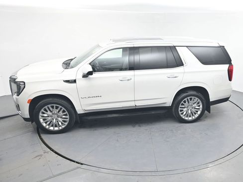 Certified 2023 GMC Yukon SLT image 30