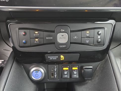Used 2024 Nissan Leaf SV Plus image 36