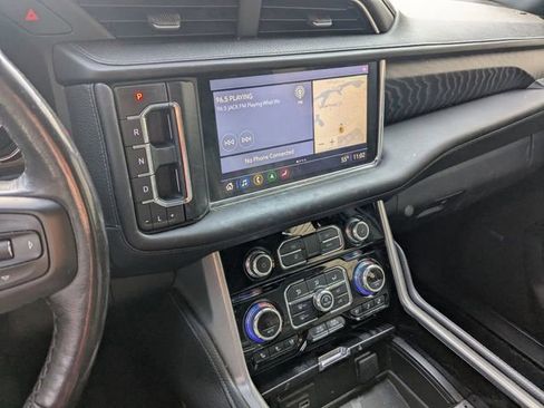 Used 2021 GMC Yukon Denali image 22