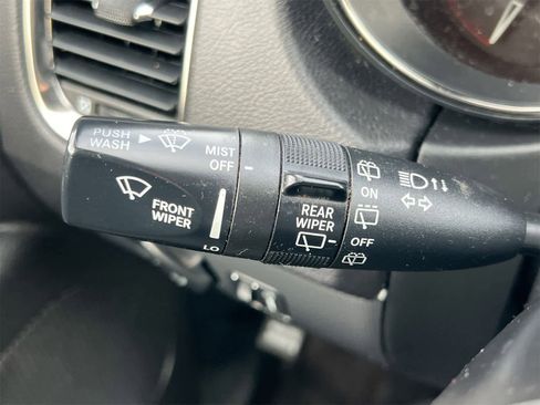 Used 2019 Dodge Durango GT image 26