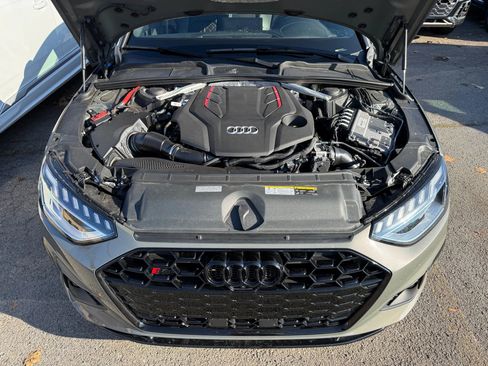 Used 2023 Audi S4 Premium Plus w/ Premium Plus Package image 34