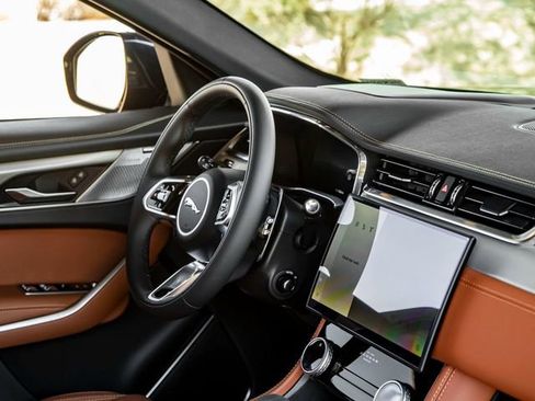 New 2026 Jaguar F-PACE R-Dynamic S image 29