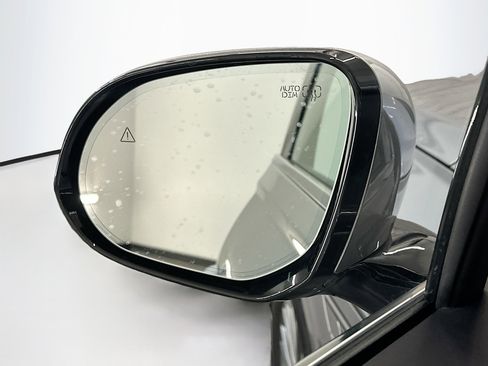 Used 2024 Genesis GV80 2.5T image 16