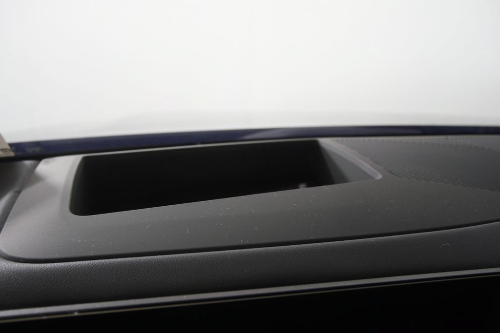 Used 2025 BMW M5 w/ Carbon Package AWD/4WD image 28