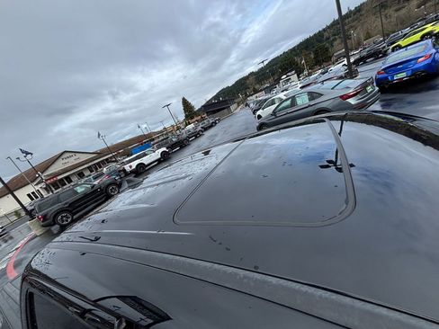 Used 2019 Toyota Tacoma TRD Off-Road w/ TRD Premium Off Road Package image 29