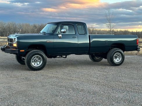 Used 1992 Dodge D/W Truck 250 image 6