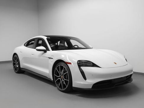 Certified 2023 Porsche Taycan RWD image 10