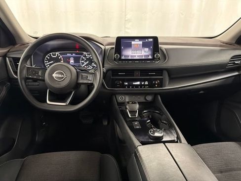 Used 2023 Nissan Rogue SV AWD/4WD image 18