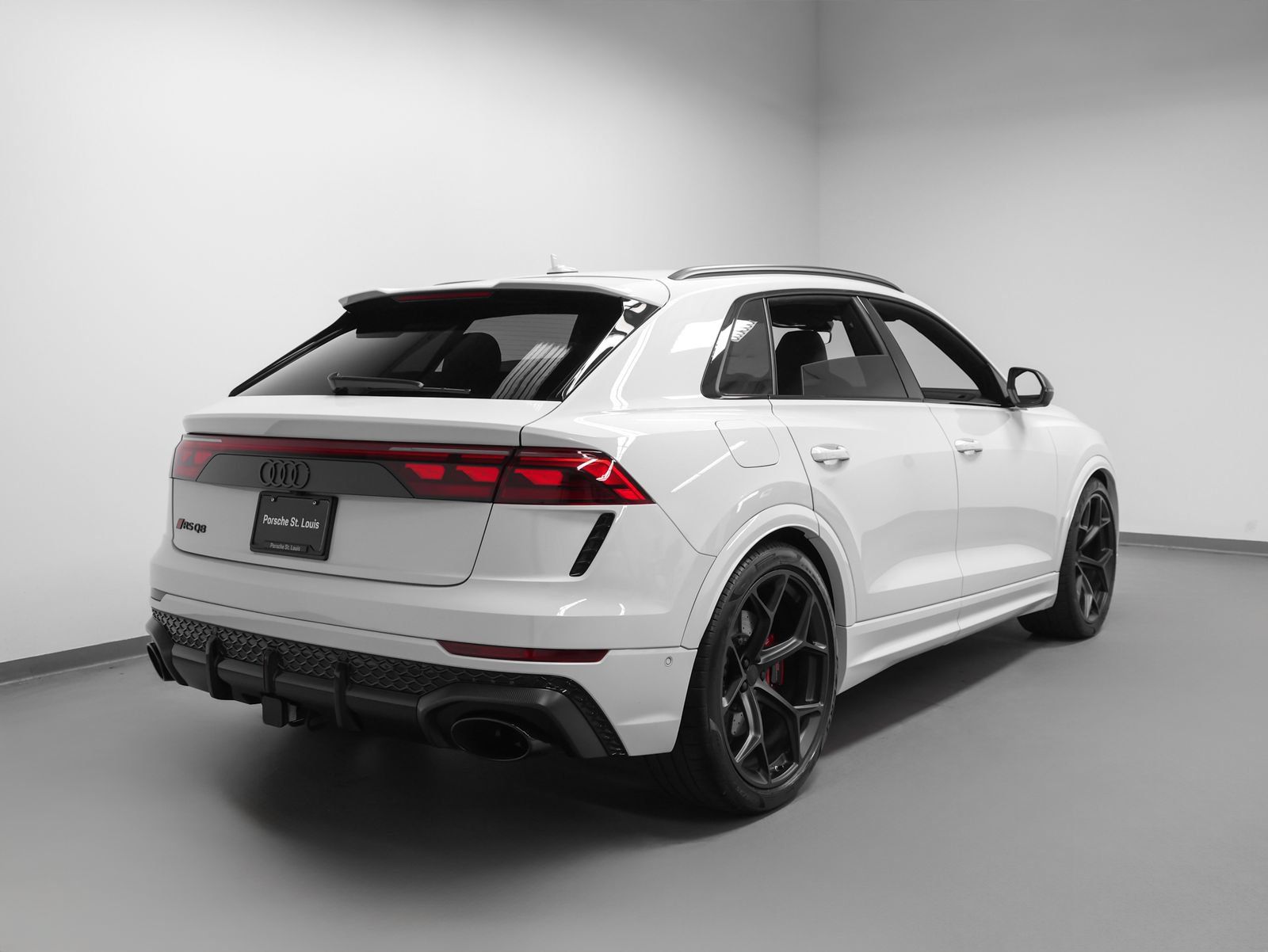 Used 2026 Audi RS Q8 performance AWD/4WD image 12