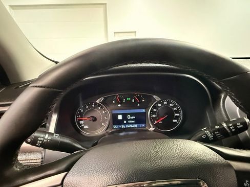 Used 2023 GMC Acadia AT4 image 79