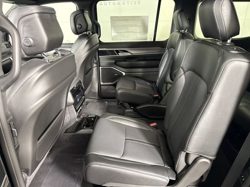 New 2026 Jeep Grand Wagoneer Limited AWD/4WD image 14