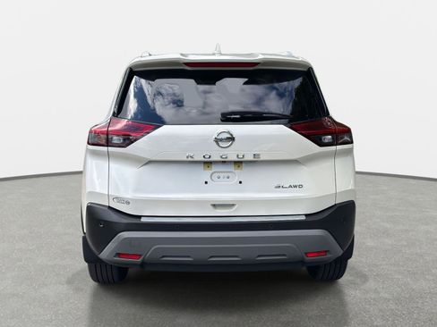 Used 2021 Nissan Rogue SL w/ Premium Package image 6