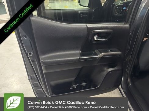 Used 2021 Toyota Tacoma TRD Off-Road w/ Advanced Technology Package AWD/4WD image 27