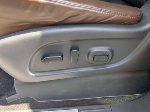 Used 2019 Nissan Titan Platinum Reserve w/ Platinum Utility Package AWD/4WD image 21