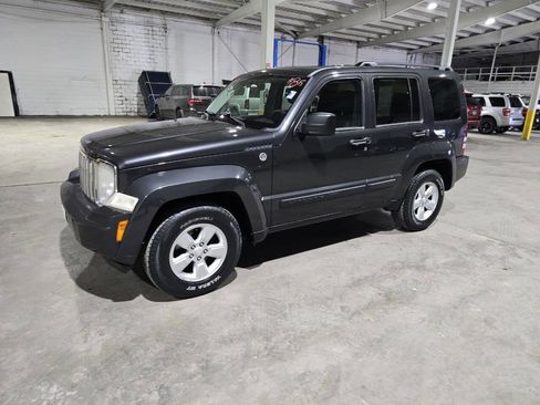 Used 2010 Jeep Liberty Sport w/ Popular Equipment Group image 1