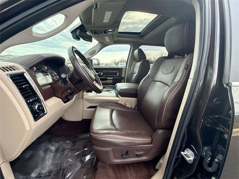 Used 2017 RAM 1500 Laramie Longhorn image 16