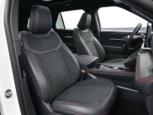 New 2025 Ford Explorer ST w/ Sun And Sound Package image 29