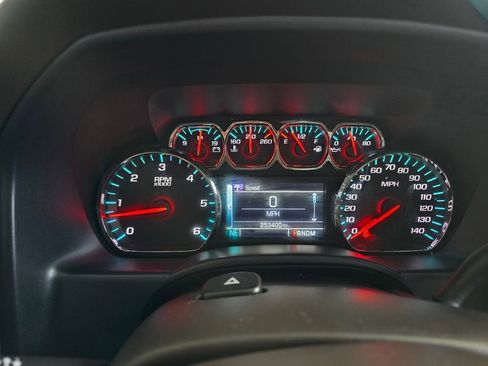 Used 2016 Chevrolet Silverado 1500 LT w/ All Star Edition image 23