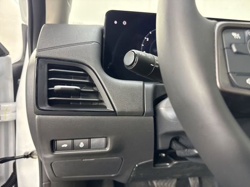 New 2026 Nissan Sentra SV w/ SV Convenience Package FWD image 15