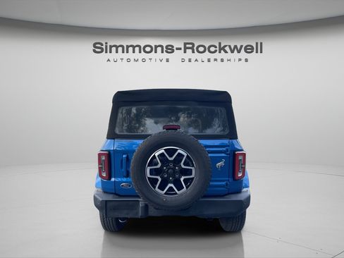 Used 2023 Ford Bronco Outer Banks AWD/4WD image 4
