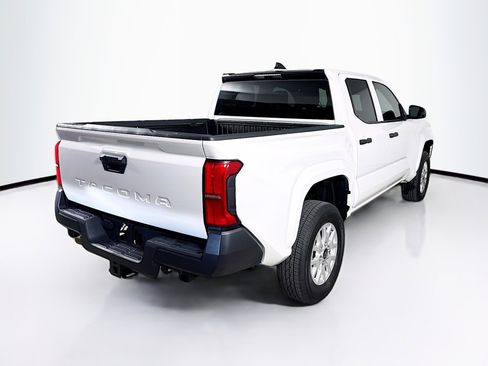 Used 2025 Toyota Tacoma SR image 31