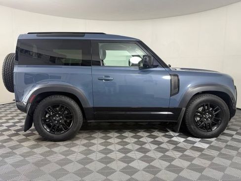 Used 2022 Land Rover Defender 90 X-Dynamic S AWD/4WD image 9