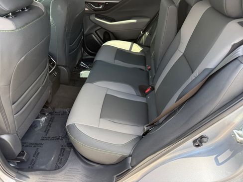 Used 2025 Subaru Outback Onyx Edition AWD/4WD image 11