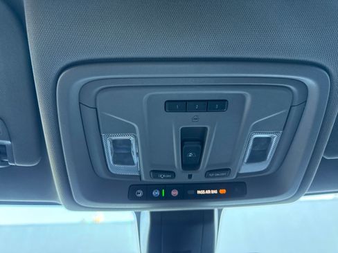 Used 2020 GMC Sierra 1500 SLT w/ SLT Premium Plus Package AWD/4WD image 21