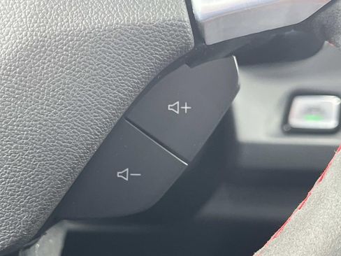 Used 2019 Chevrolet Camaro ZL1 image 27