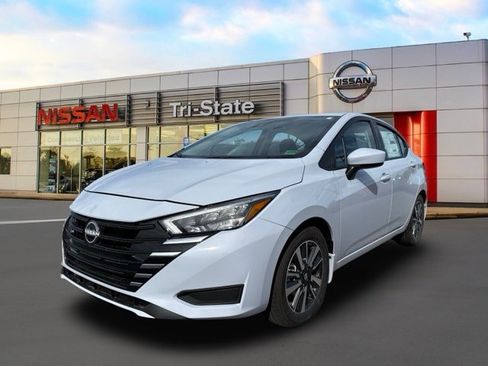 New 2025 Nissan Versa SV w/ Trunk Package image 2