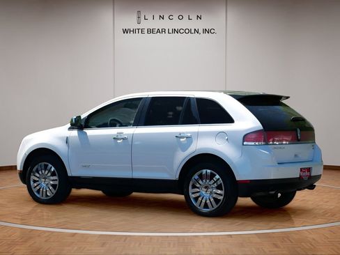 Used 2010 Lincoln MKX AWD image 7