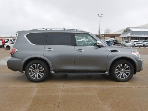 Used 2018 Nissan Armada SL w/ Moonroof Package AWD/4WD image 5