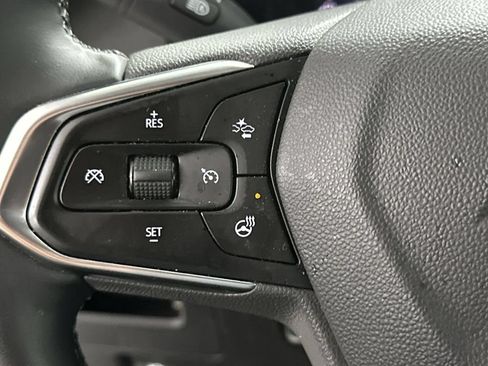 Used 2024 Chevrolet TrailBlazer LT w/ Convenience Package AWD/4WD image 36
