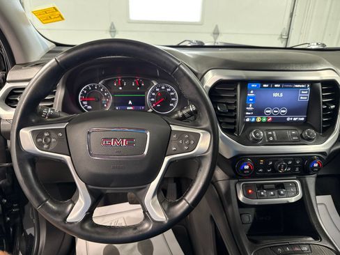 Used 2023 GMC Acadia SLT w/ Elevation Edition FWD image 34