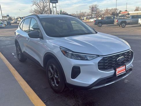 Used 2025 Ford Escape ST-Line image 7