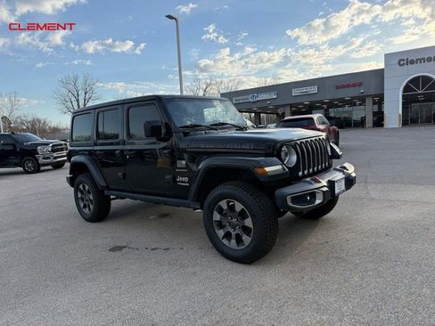 Used 2018 Jeep Wrangler Unlimited Sahara w/ LED Lighting Group image 9