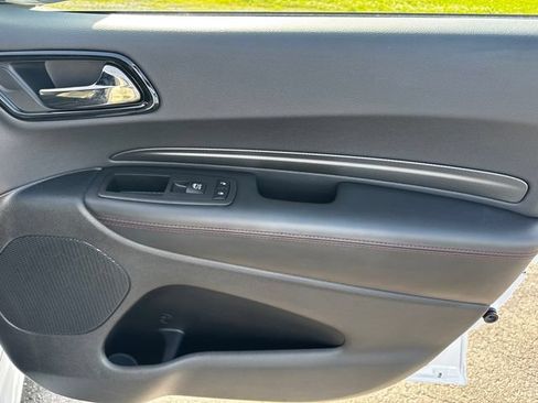 Certified 2023 Dodge Durango R/T RWD image 13