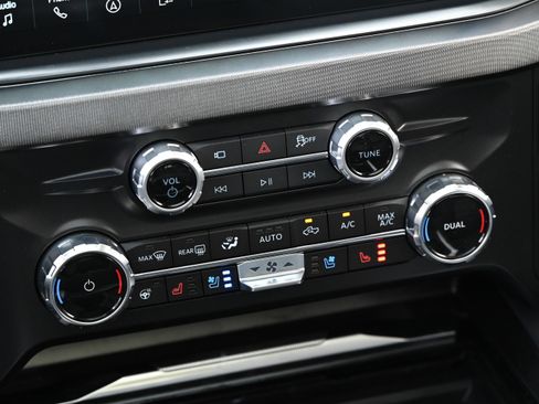 Used 2026 Ford F250 Platinum image 23