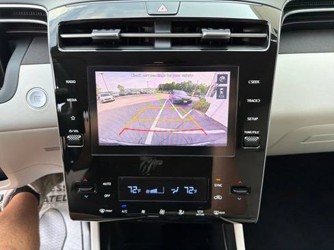 Used 2023 Hyundai Tucson SEL w/ Convenience Package AWD/4WD image 16