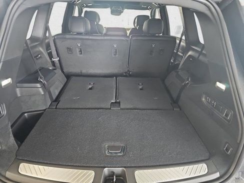 New 2026 Cadillac Vistiq Luxury image 14