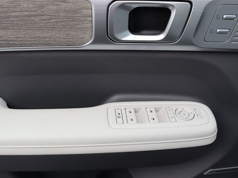 New 2025 Hyundai Santa Fe Calligraphy image 23