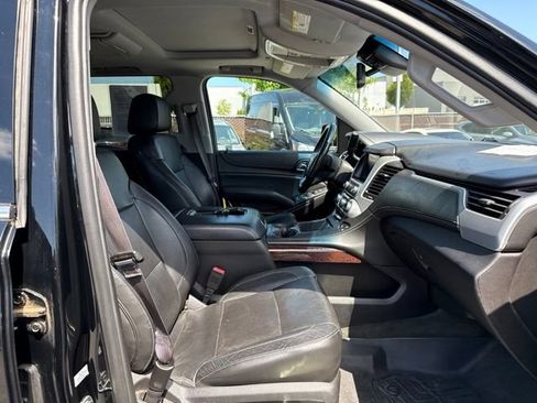 Used 2015 GMC Yukon XL SLT w/ Open Road Package AWD/4WD image 9