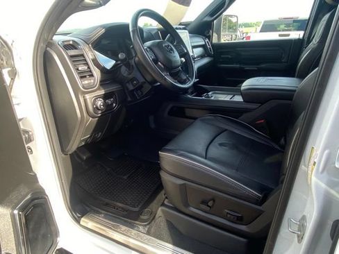 Used 2024 RAM 2500 Limited AWD/4WD image 11