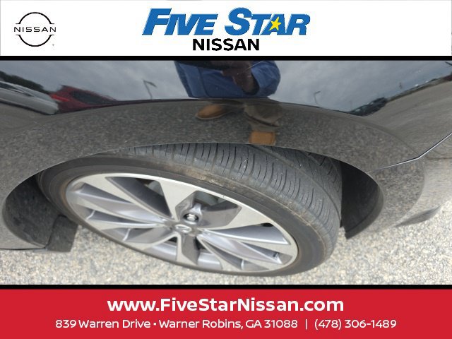 Used 2021 Nissan Maxima Platinum w/ Sport Mat Group FWD image 5