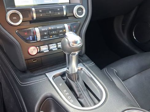 Used 2022 Ford Mustang GT Premium w/ Equipment Group 401A RWD image 18