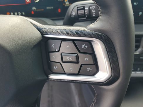 Used 2025 Ford Mustang Coupe RWD image 16