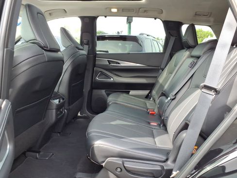 Certified 2023 INFINITI QX60 Luxe w/ Performance Audio Package AWD/4WD image 12