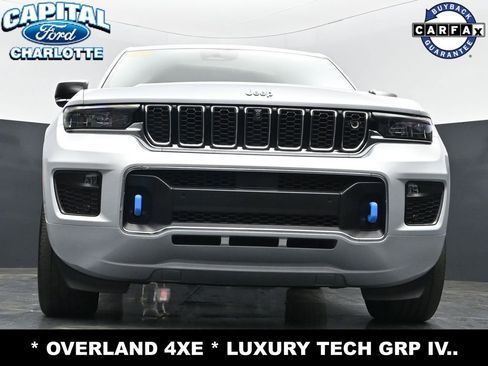 Used 2022 Jeep Grand Cherokee Overland w/ Advanced Protech Group III AWD/4WD image 22