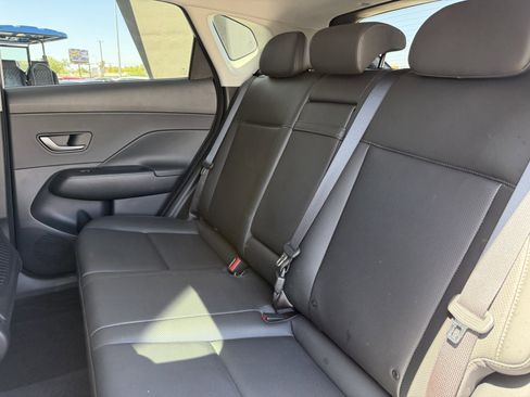 Used 2024 Hyundai Kona Limited FWD image 35