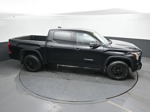 Used 2024 Toyota Tundra SR5 AWD/4WD image 25